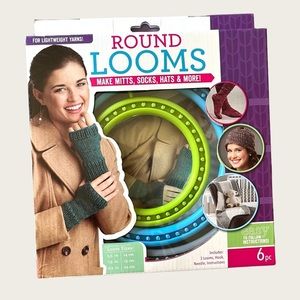 Round Looms to knit mitts, socks, hats & more